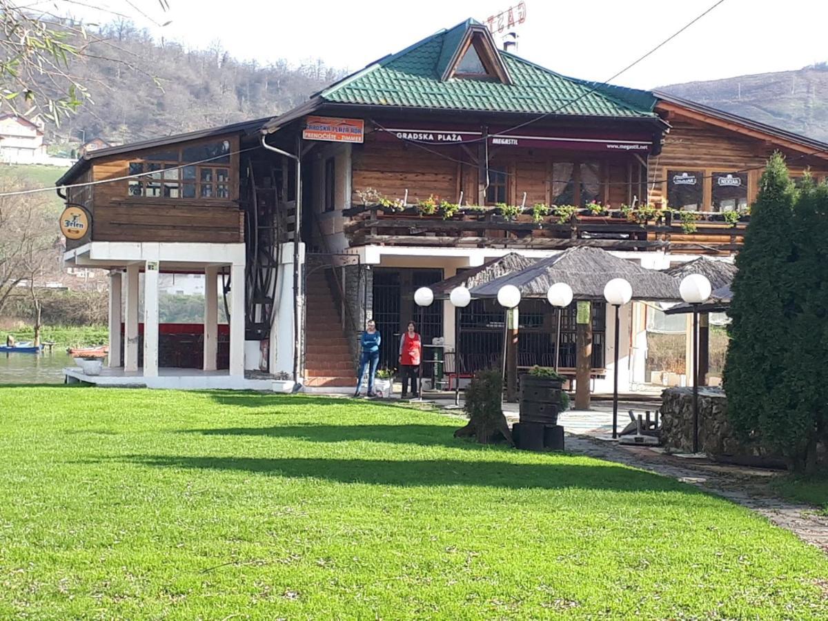 Gradska Plaza Ada Hotel Novi Grad Luaran gambar