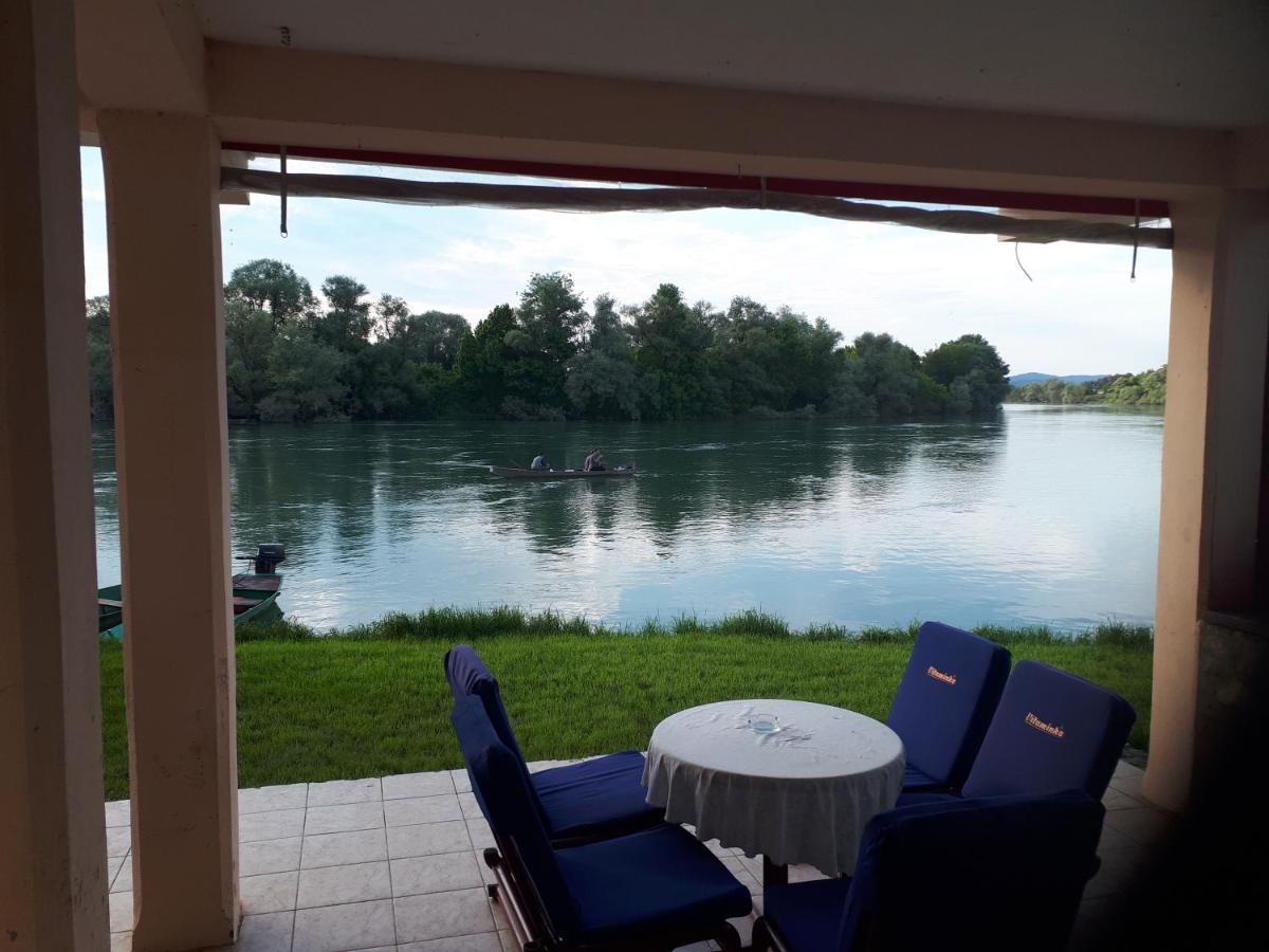 Gradska Plaza Ada Hotel Novi Grad Luaran gambar